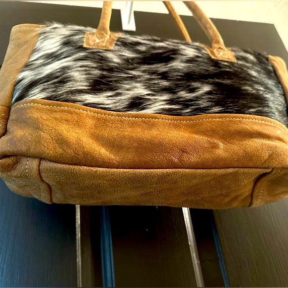 Leather Myra Bag - Picture 5 of 9